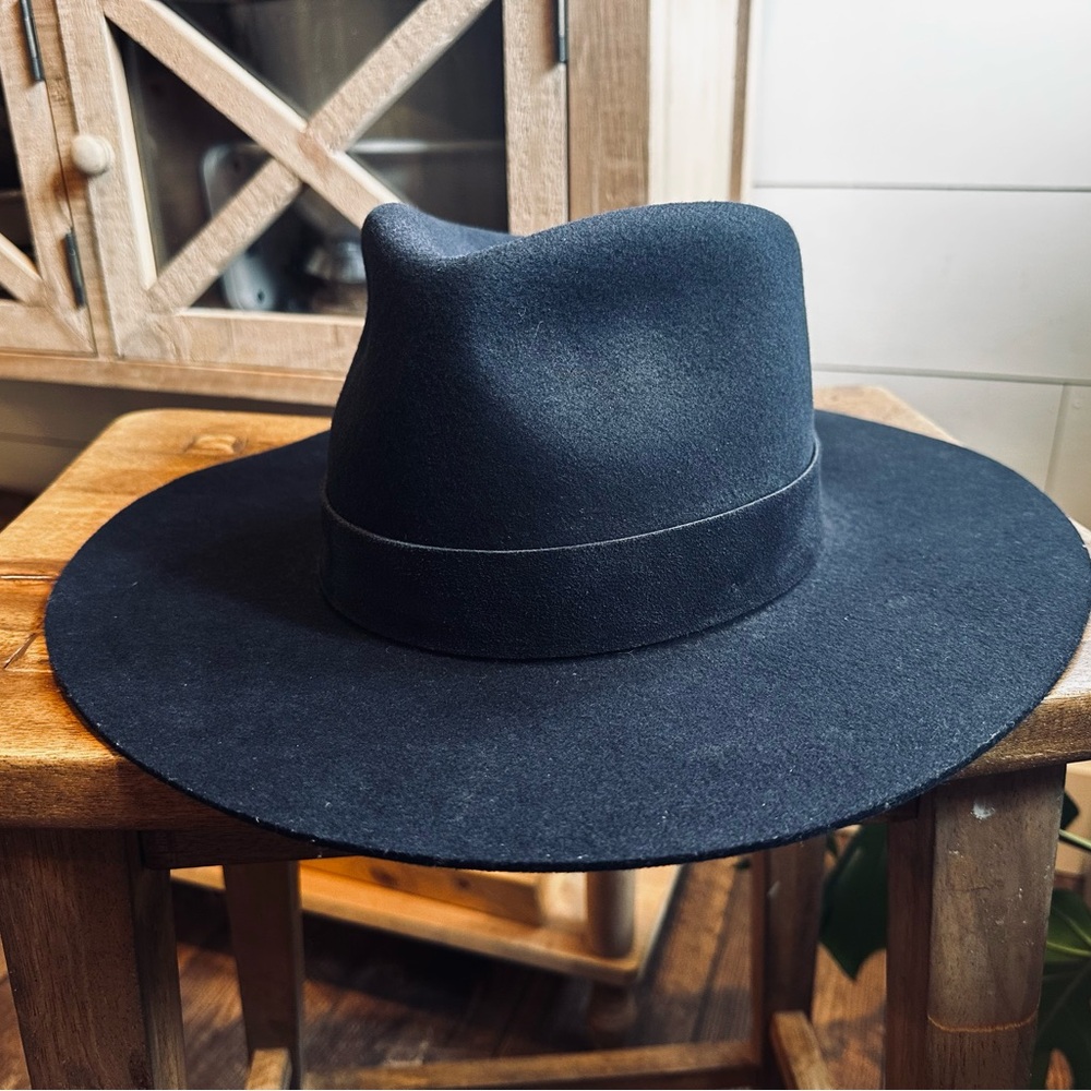 GIGI PIP Blue Felt Fedora Hat with Satin Lining